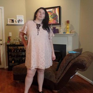 20US/24UK Simply Be Lace Dress w/Tipping